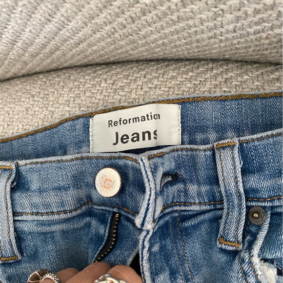 Reformation Skinny Jean Raw Hem sz 26 - Picture 2 of 3